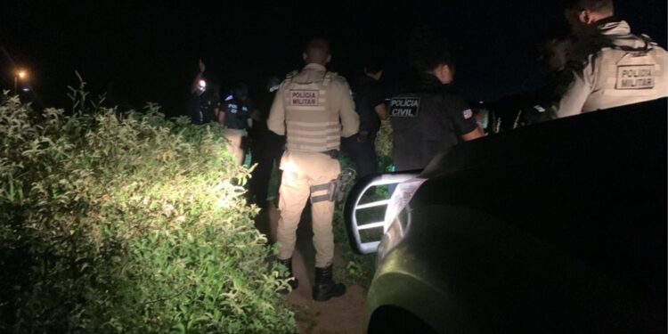 Vaqueiro é morto a tiros dentro de fazenda na BA; corpo da vítima foi encontrado pelo filho de 12 anos