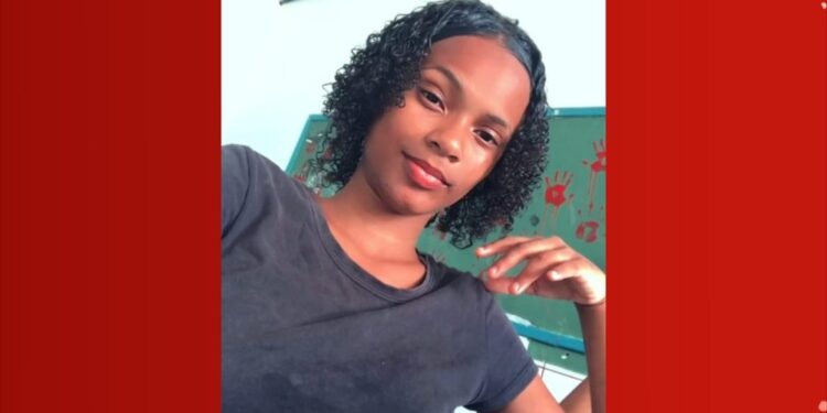 Adolescente de 15 anos é morta a tiros em Salvador; namorado é procurado suspeito de cometer crime