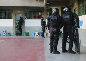 Segunda maior cidade da BA registra média de 28 assassinatos por mês; chefes de facções foram transferidos para presídio de segurança máxima
