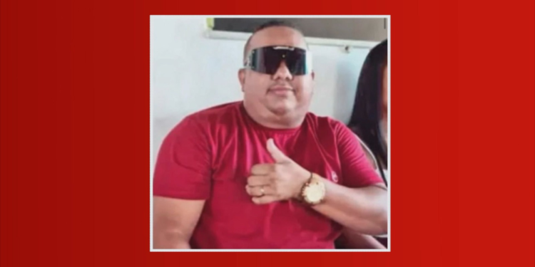Homem morre após ser picado por abelha enquanto tomava sorvete em agência bancária na Bahia