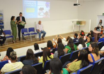 Seminário de combate à violência reúne órgãos de segurança e gestores escolares