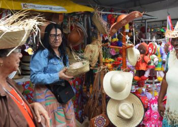 Feira do Chapéu segue na Praça dos Remédios até o dia 23