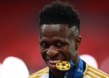 Vini Jr é eleito o melhor jogador da Champions