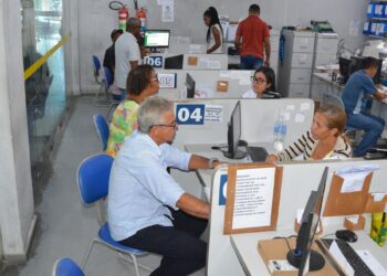 Repartições públicas municipais reabrem na terça-feira