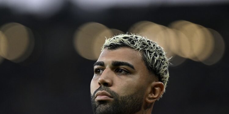 Flamengo afasta Gabigol da partida contra o Cruzeiro