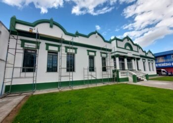 Câmara surpreende servidores com antecipação de salário e primeira parcela do 13⁰