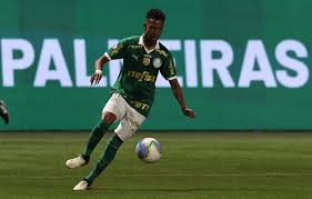 Palmeiras vende Estêvão ao Chelsea em operação que pode chegar a R$ 358 milhões