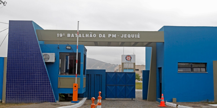 Cinco suspeitos são mortos em dois dias de confrontos com a polícia em cidade baiana que é a mais violenta do Brasil