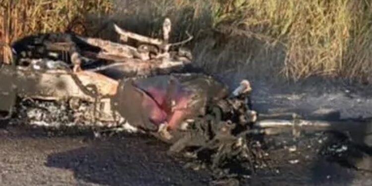 Mulher morre e três pessoas ficam feridas em acidente na BA-262