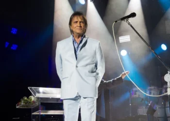 Roberto Carlos anuncia shows na Bahia em julho