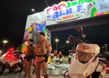 Festas de São João na Bahia têm 44 pessoas presas, 185 mil fogos de artifícios apreendidos e 343 furtos