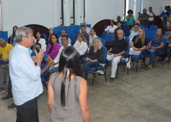 Prefeito Colbert Filho assina ordem de serviço para construção do Hospital Cidade