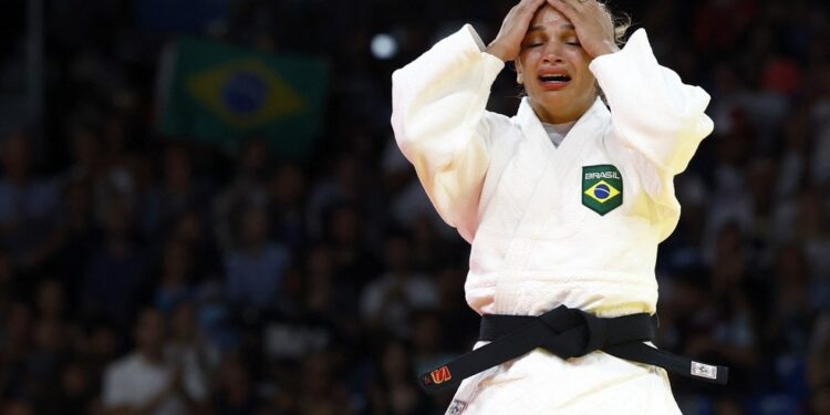 Paris 2024: Larissa Pimenta conquista medalha de bronze no judô