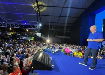 Zé Ronaldo oficializa candidatura a prefeito de Feira: “Um governo novo, com novas ideias, novas propostas”