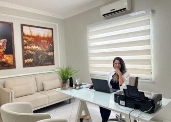 Especialista em Saúde Mental Alerta sobre os Perigos do Uso Excessivo de Telas para Crianças e Adolescentes