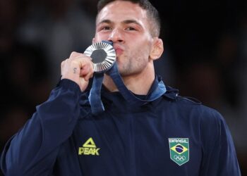 Deu prata no judô! Willian Lima conquista 1ª medalha do Brasil nas Olimpíadas de Paris