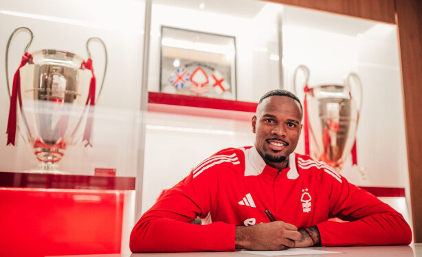 Nottingham Forest anuncia contratação de Carlos Miguel, goleiro ex-Corinthians