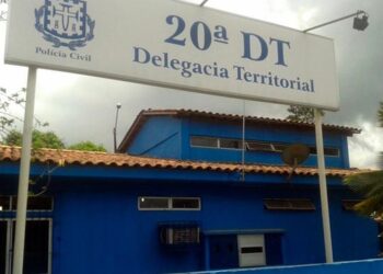 Três jovens são mortos a tiros enquanto voltavam do trabalho na Região Metropolitana de Salvador
