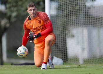 Athletico acerta ida de Bento para o Al-Nassr, de Cristiano Ronaldo, em negociação de R$ 107 milhões