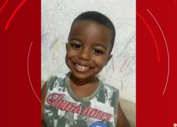 ‘Pequeno gênio’: baiano de 2 anos aprende alfabeto, número e cores em inglês, russo e até coreano
