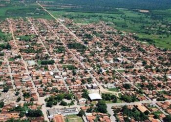 Homem é morto a tiros após discussão com policial em festa no oeste da Bahia