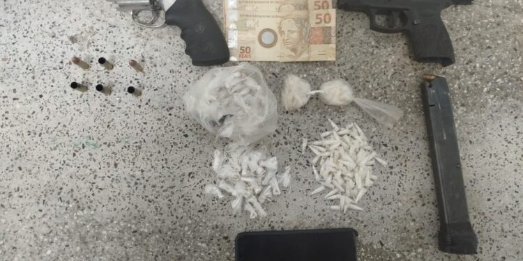 Dupla é morta em confronto com a polícia na Bahia; um dos homens era suspeito de matar PMs em 2022
