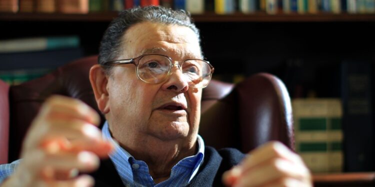 Delfim Netto morre em SP aos 96 anos