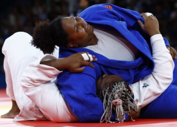 Beatriz Souza vence israelense e conquista medalha de ouro no judô