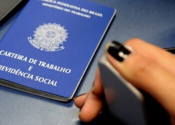 Desemprego cai em 15 estados no 2º trimestre de 2024, diz IBGE