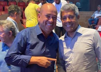 Binho Galinha: Ambulância para o Hospital Estadual da Criança