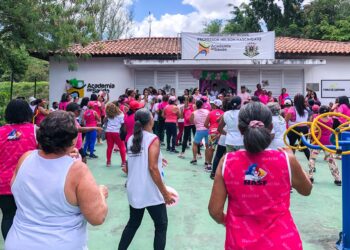 Campanha do Outubro Rosa terá programação ampliada neste ano