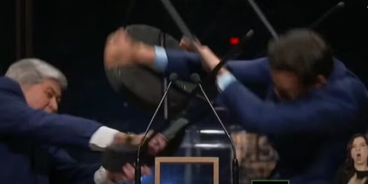 Datena se pronuncia e revela verdadeiro motivo para ter agredido Pablo Marçal em debate