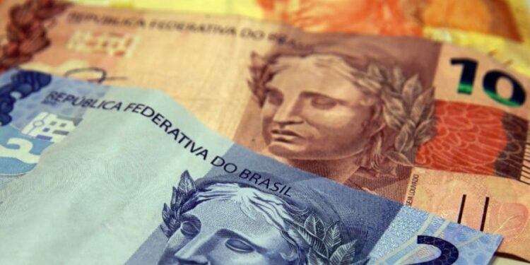 R$ 8,56 bilhões ainda estão ‘esquecidos’ no Banco Central; veja como solicitar