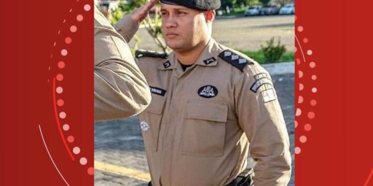 Capitão da Polícia Militar é preso em flagrante suspeito de extorquir comerciante no interior da Bahia
