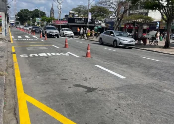 SEMOB reforça sinalização em vias exclusivas para ônibus; secretário destaca outras ações