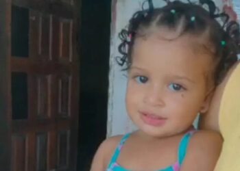 Mulher é condenada a 14 anos de prisão por matar filha de 1 ano afogada em tanque de lavar roupas