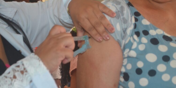 Feira ultrapassa marca de dois milhões de doses de vacinas aplicadas nos últimos quatro anos