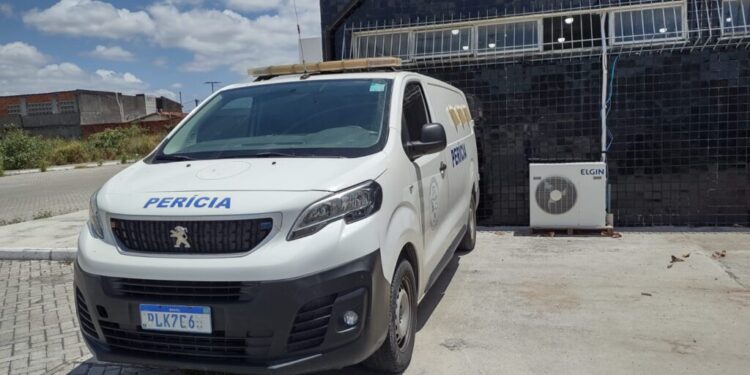 Corpo é encontrado com marcas de tiros no bairro Conceição