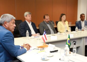 Governador Jerônimo Rodrigues anuncia criação de plano de segurança para Feira de Santana