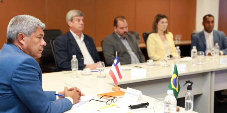 Governador Jerônimo Rodrigues anuncia criação de plano de segurança para Feira de Santana