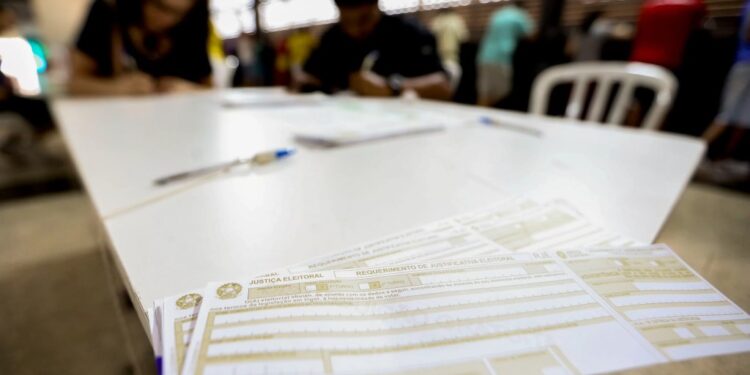 Saiba como justificar o voto e evitar penalidades nestas eleições