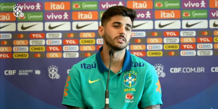 Beraldo, do PSG, é convocado para o lugar do lesionado Bremer