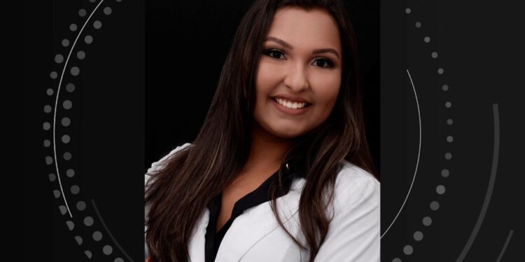 Enfermeira é encontrada morta dentro de casa em Salvador