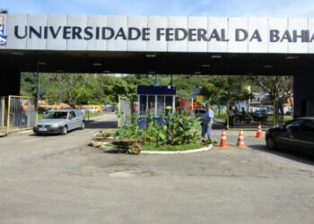 Justiça determina nomeação e posse de professora antes impedida de assumir vaga por cota em concurso da Ufba
