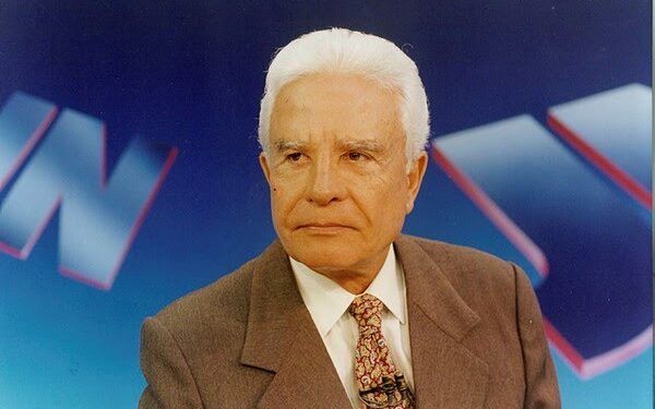 Morre o jornalista Cid Moreira, um dos rostos mais icônicos da televisão brasileira, aos 97 anos
