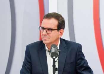 Eduardo Paes é reeleito em 1º turno e caminha para ser o prefeito mais longevo do Rio