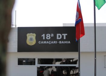 Homem é morto a tiros dentro de casa na Região Metropolitana de Salvador