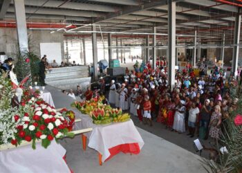 Missa, procissão e o tradicional caruru de Santa Bárbara no dia 4 de dezembro