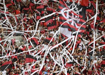 Datafolha: Flamengo segue com maior torcida do país, seguido por Corinthians e Palmeiras