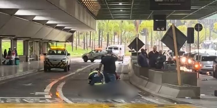 PMs que escoltavam empresário morto em aeroporto são identificados e afastados; celulares foram apreendidos